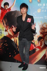 组图：柯有伦携《阵头》杀到香港 张学友曾志伟撑场