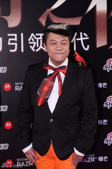 高清组图：2011网络盛典姚晨蔡康永携手走红毯