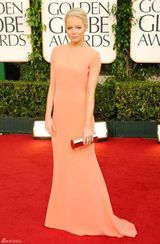 高清图：艾玛-斯通桃粉色礼服吸人眼球