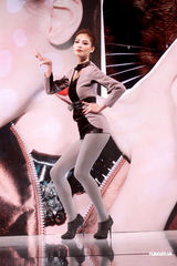 组图：熊黛林不惧做高龄产妇 白歆惠变性感猫女郎