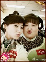 组图：43岁万绮雯容颜不老似花季少女