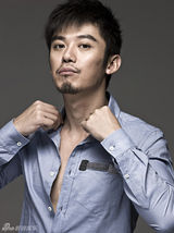 组图：芦芳生写真大片 简约文艺范儿俊朗迷人