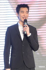 组图：《亲密爱人》开机 徐静蕾黄立行再演情侣