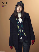 高清图：韩星闵孝琳冬季色彩写真展八面魅力