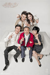 组图：电视剧《璀璨人生》温馨家庭版海报曝光