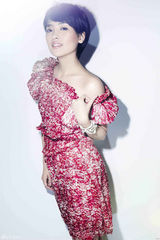 组图：《警察日记》陈维涵写真潇洒魅力