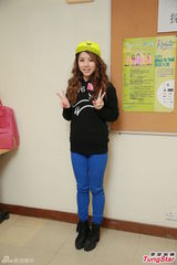 组图：邓紫棋望粉丝冷静停止骂战 回避谈情人节