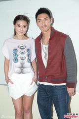 组图：罗家英《奖门人》亮相 周秀娜关楚耀同场