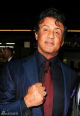 组图：《赤焰战场》特别首映 史泰龙携妻助阵