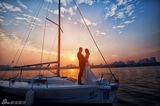 组图：黄海冰曝浪漫游轮婚纱照 向爱扬帆起航