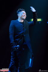 组图：陈奕迅担任演唱会嘉宾 选唱禁毒歌曲