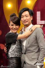 幻灯图：郑中基做客访谈节目 自曝厕所遇难大呼救命