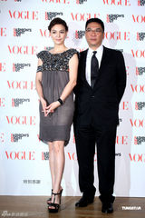 组图：影后张榕容挑战女女恋 赞杨丞琳嘴唇软