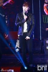 组图：韩团TeenTop以首尔为起点展开世界巡演