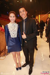 组图：赌王数百万支持太太 何超莲吴克羣献艺