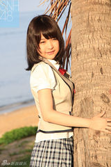 组图：SNH48《飞翔入手》MV学生装花絮曝光