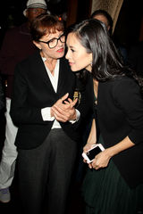 组图：《一代宗师》北美首映 章子怡深V裙现身