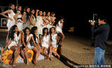 组图：印度公主国际选美大赛 众佳丽秀傲人身姿