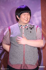 组图：小胖林育群三辑面世 为“真爱”减磅7公斤