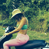 组图：碧昂斯和老公度假 穿比基尼秀火辣身材