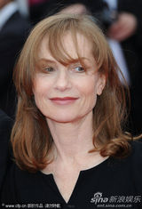 幻灯图集：《蒙彼利埃公主》首映 名模爱娃性感亮相