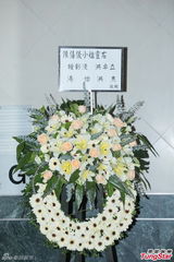 组图：女歌手陈僖仪丧礼 薛凯琪黄柏高哀伤送别