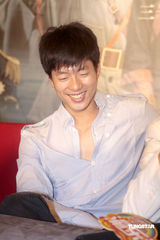 幻灯图：《北方有佳人》将播出 林妙可演绎哭戏