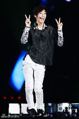 组图：韩团2PM与missA等出席音乐盛典尽情狂欢