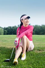 组图：哈布尔运动大片曝光 自在大玩高尔夫