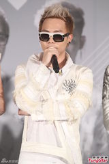 组图：MP魔幻力量自创射手舞 邀甄子丹倾情支持