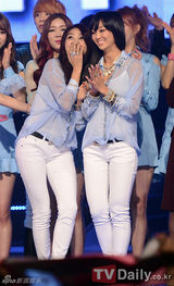 组图：SHINee回归 SISTAR《MCountdown》再夺冠