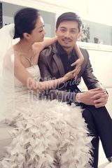 组图：张瑶甜蜜恋情曝光 晒幸福当三月新娘