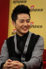 高清组图：《爱情不NG》主创阿娇(钟欣桐)余少群做客