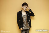 组图：EXO风云榜私房照曝光 成员卖萌变Rocker