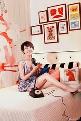 组图：谢楠精品家居大片曝光 展现优雅女人味