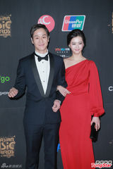 高清：EXO少时BB等亮相MAMA红毯 郭富城助阵