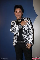 组图：关之琳矢口否认将嫁 众星争艳露胸秀腿