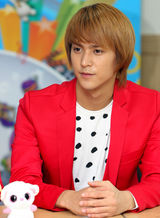 高清图：组合BEAST宣传大使委任仪式 成员帅气出席