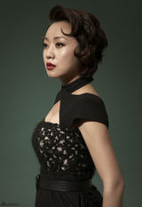 高清：“谋女郎”闫妮写真复古惊艳