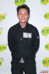 组图：黄芷晴望母亲节前出院 姜皓文慰问黄日华