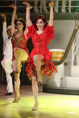 组图：许慧欣参演百老汇音乐剧 变性感歌姬突破自我