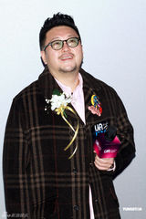 组图：陈可辛夫妇宣传新片 吴君如爆无暇顾及家事