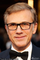 组图：克里斯托弗-瓦尔兹现身红毯