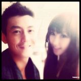 组图：陈冠希亲密照女主角谢芷蕙学生装现身  