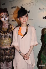 组图：范晓萱祝Makiyo再出发 透露暂无结婚计划