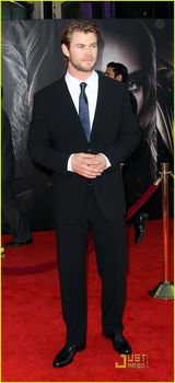 高清组图：《雷神》洛杉矶首映 《速度5》女星捧场