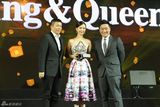 组图：刘诗诗收获2013新浪微博之夜Queen称号
