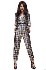 组图：贾青最新写真精彩演绎今夏潮服