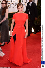 组图：金球奖女星红毯 沃特森露背亚当斯八字奶