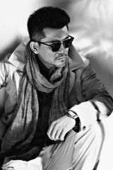 组图：孙淳时装写真大叔范儿酷帅有型